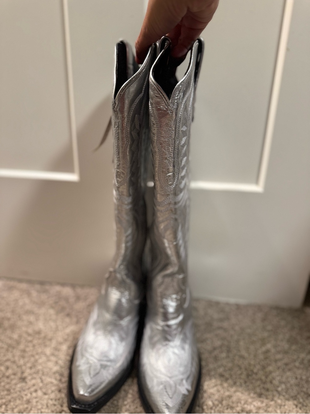 Ariat Metallic Silver Embossed Cowboy Boots - Picture 2 of 3